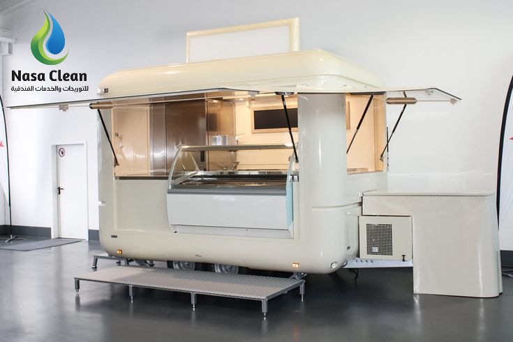 تجهيز عربات الطعام المتنقلة