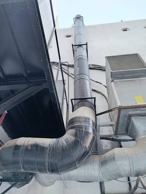 تركيب وصيانة وتنظيف هود ومداخن المطاعم والمطابخ