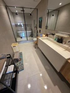 تنظيف حمامات
