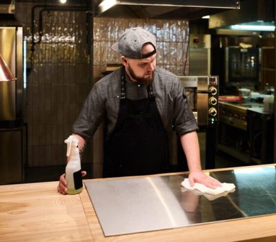 شركة تنظيف المطاعم ومعداتها